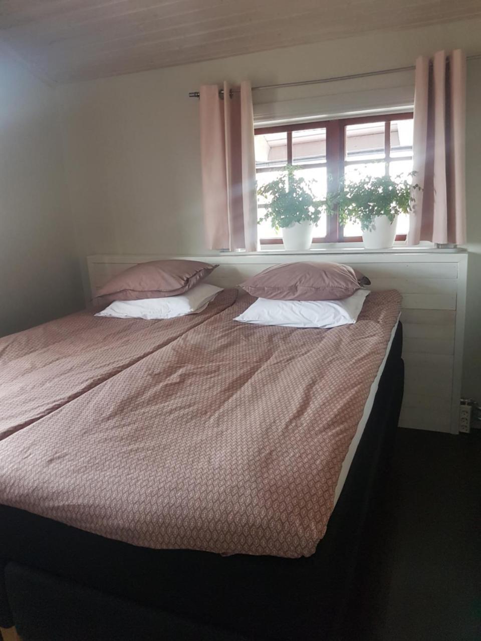 Aaengens Bed O Breakfast Bed & Breakfast Soderkoping ภายนอก รูปภาพ
